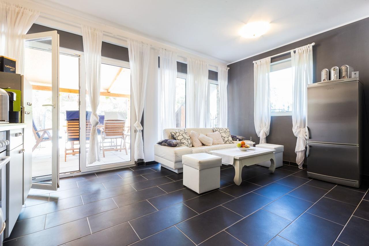 Holliday Home Maxdom Sukošan Zewnętrze zdjęcie